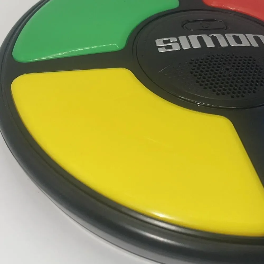 Simon Says Memory Electronic Board Game #1897 - Tested & Working perfectly- 2013